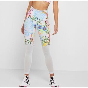 NIKE NWT Power Victory Workout Pants